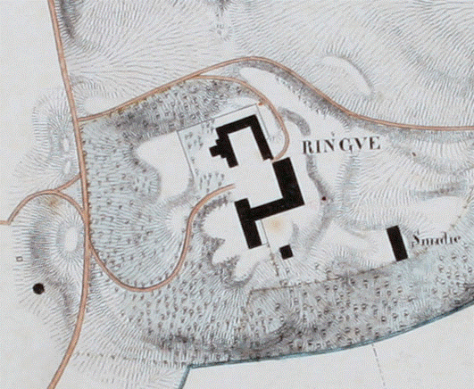 Kart over Ringve, tegnet av C.A Knoff og datert 1875 (utsnitt). Her ser vi gården etter ombyggingen, med forlenget bygningskropp, utvidet havestue og to tårn. Foto: Ringve Musikkmuseum (Foto/Photo)