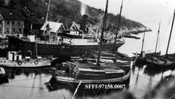 Jekter og motorbåtar i Feios