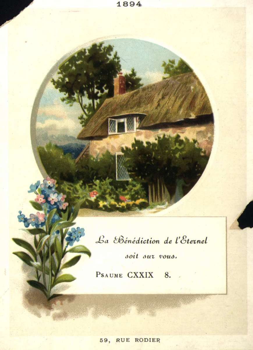 Postkort.  Tekst på fransk fra Salmenes bok 124, vers 8. Hus i hage. Blomsterbukett i forgrunnen. 1894 trykt på forsiden.