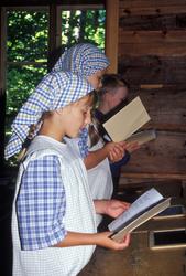 Levendegjøring på museum.Ferieskolen 2003.
Undervisning i 
