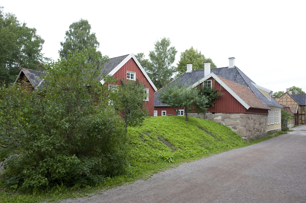 Norsk Folkemuseum, august 2010. Bygård fra Brevik, "Chrystiegården", sett fra baksiden. 
