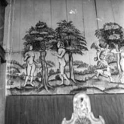 Vågå kirke, Oppland, juli 1957. Veggmaleri, Adam og Eva i pa