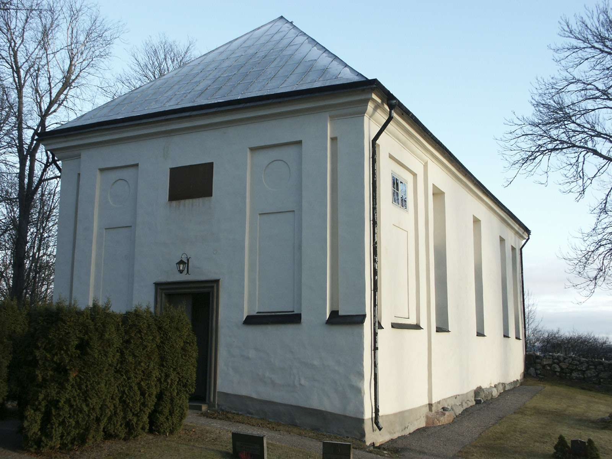 Holms kyrka, Holms socken, Uppland december 2002