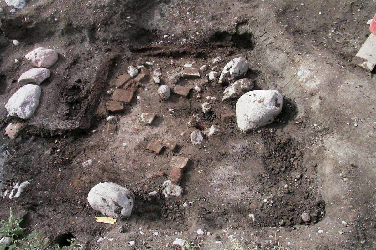 Undersökningsyta, arkeologisk undersökning i kvarteret Örtedalen, 
Uppsala 1999