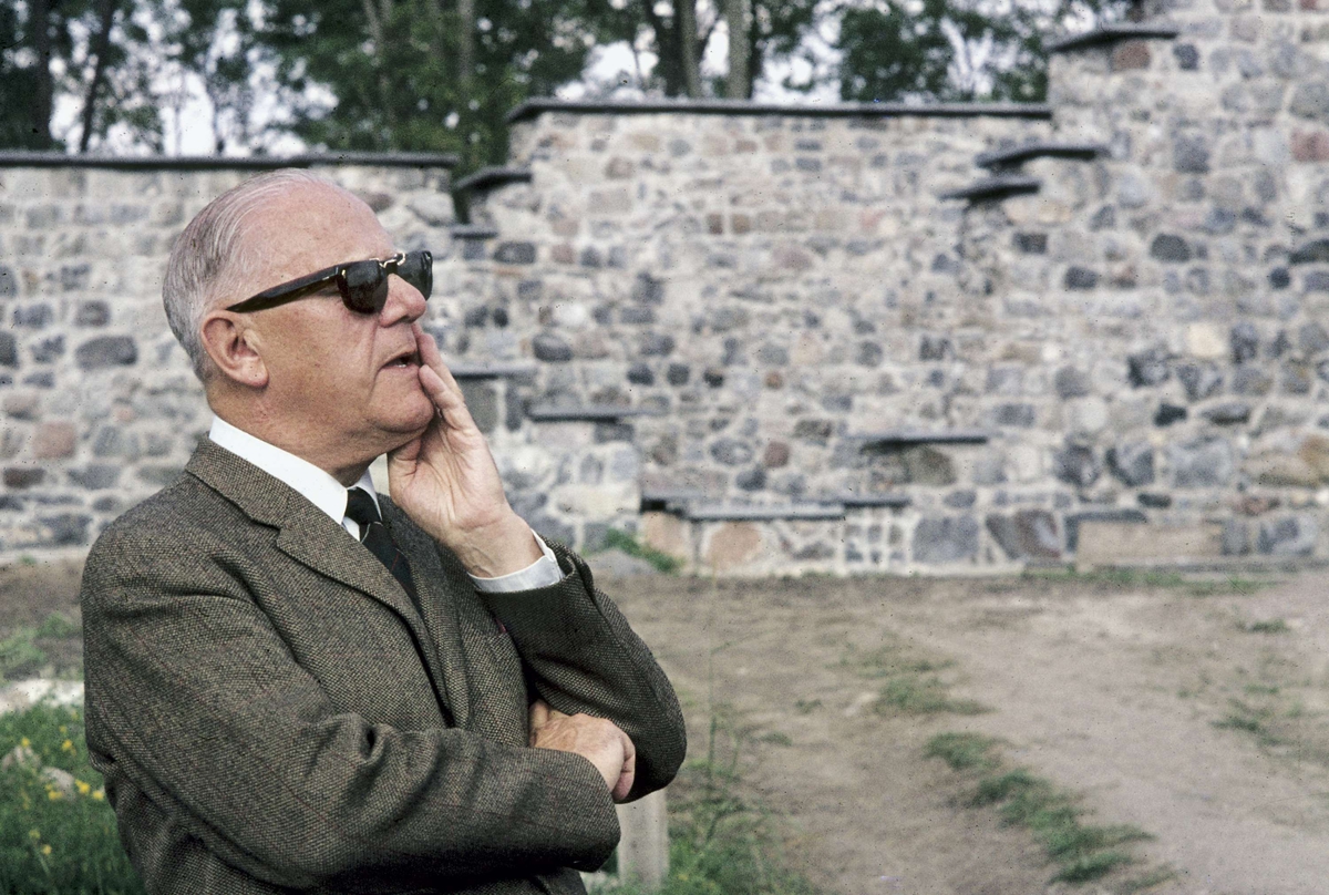 Landsantikvarie Nils Sundquist (1902 - 1981), Uppsala