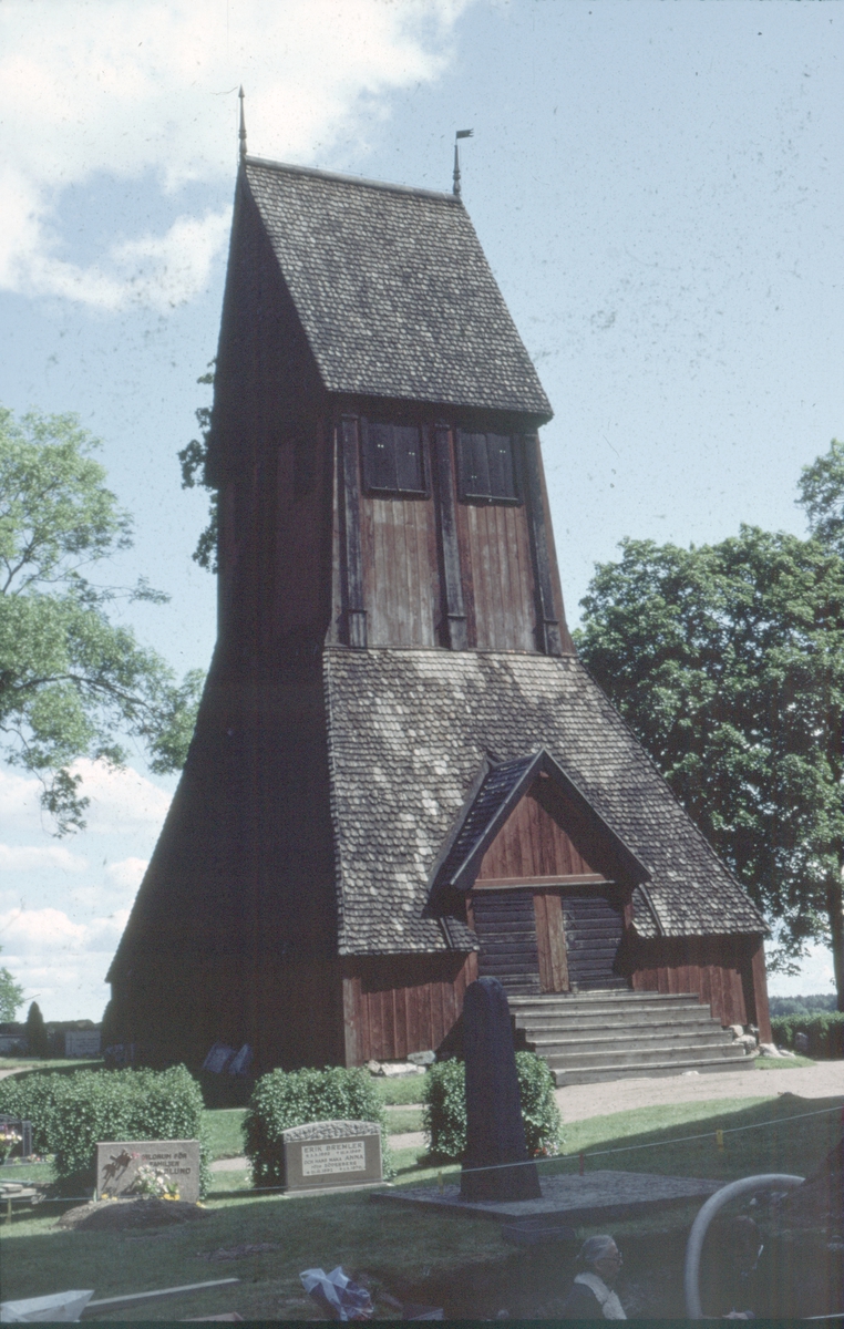Klockstapeln vid Gamla Uppsala kyrka - Arkeologi Gamla Uppsala 1982