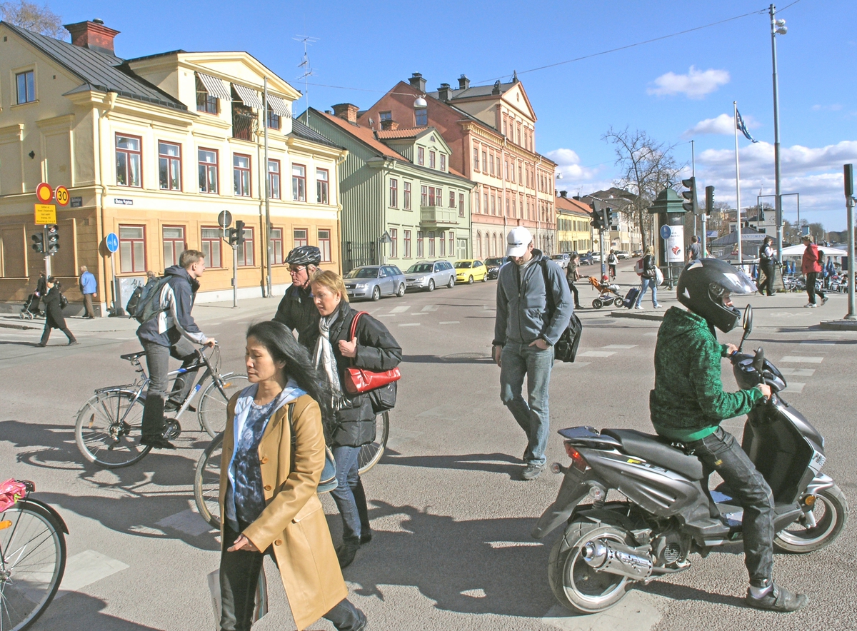 Trafikanter vid Islandsbron, Uppsala 2011