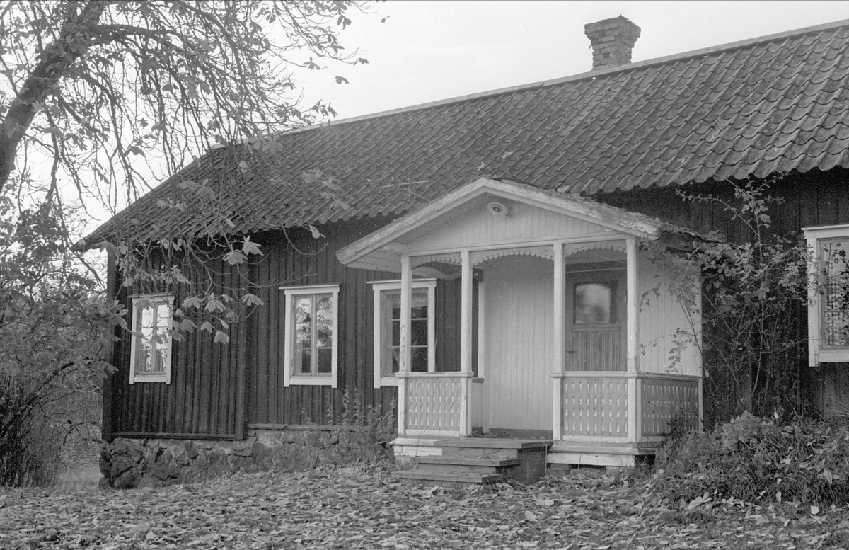 Bostadshus, Bodarna 14:1, Ramsta socken, Uppland 1984