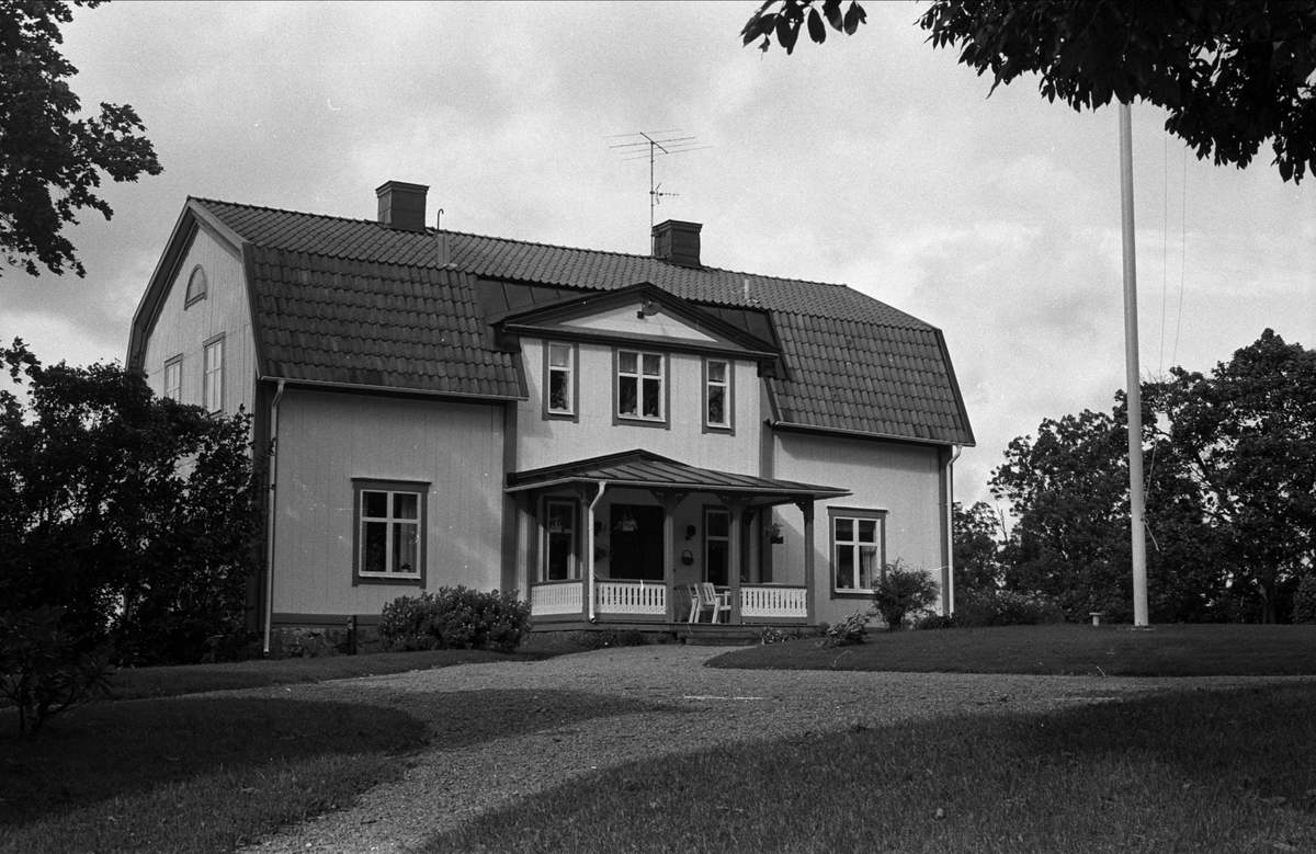 Bostadshus, Stora Väsby S:1, Almunge socken, Uppland 1987