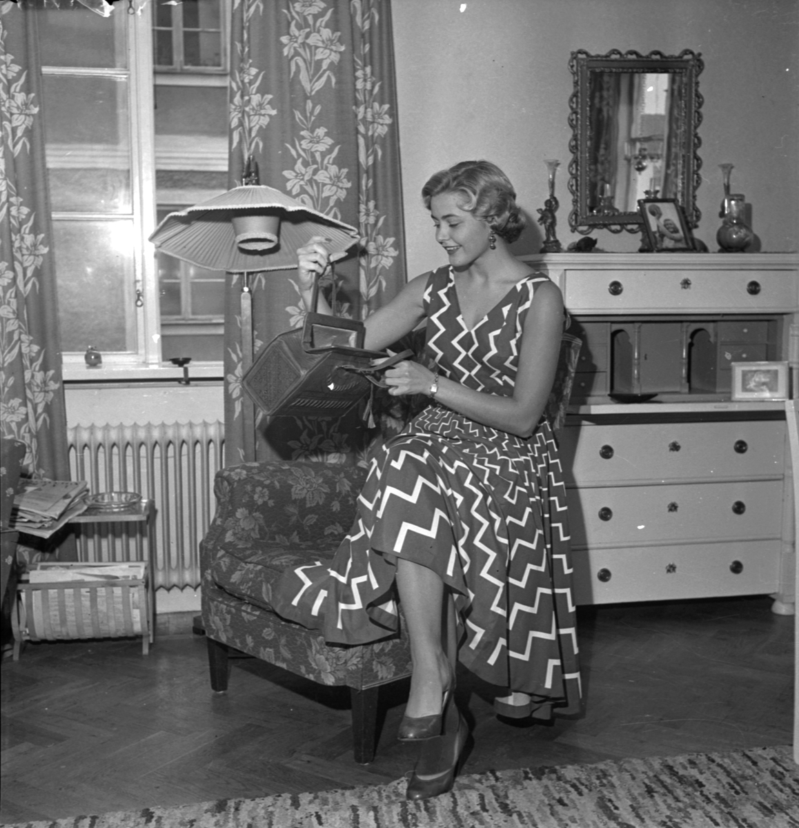 Miss Universum, Hillevi Rombin, inför Amerikaresan, Uppsala 1955