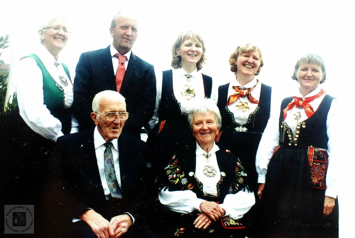 Familien Åsland med røtter i Grindheim og Åseral.