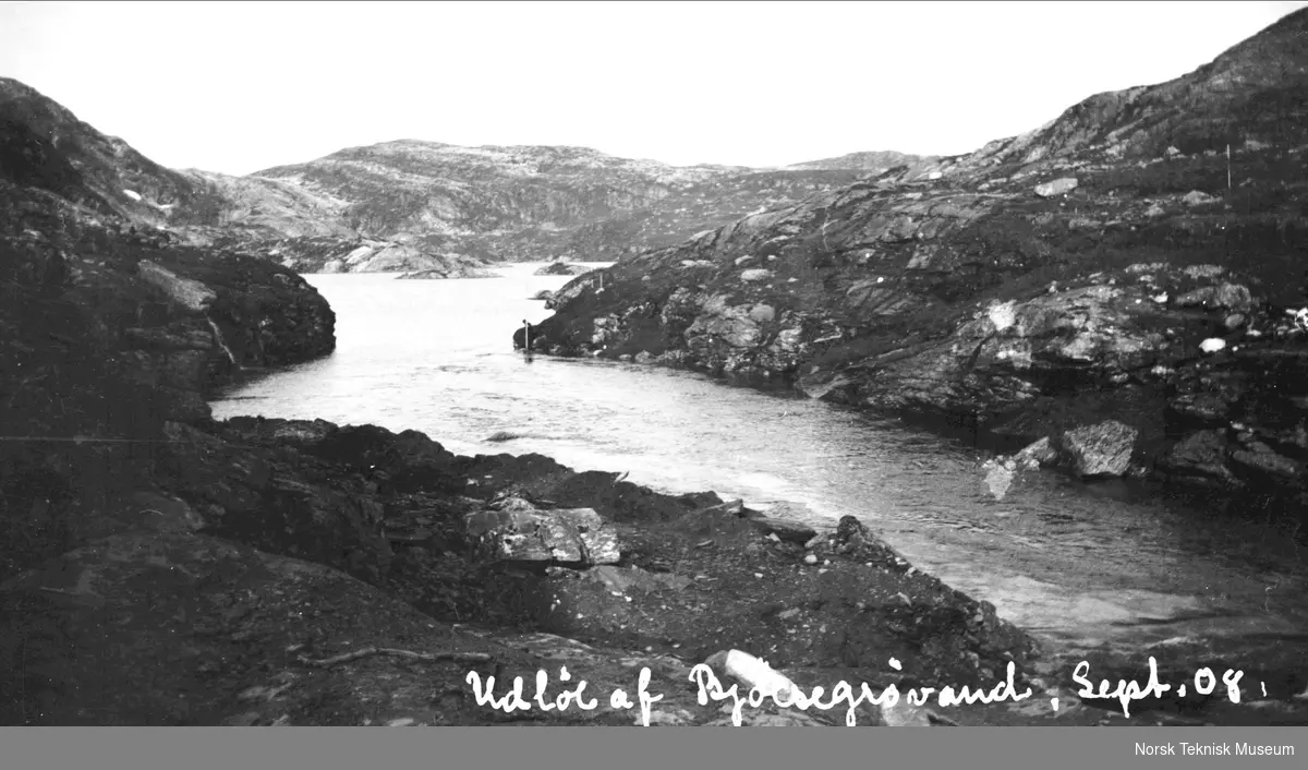 Utløp av Bjølsegrøvann, september 1908