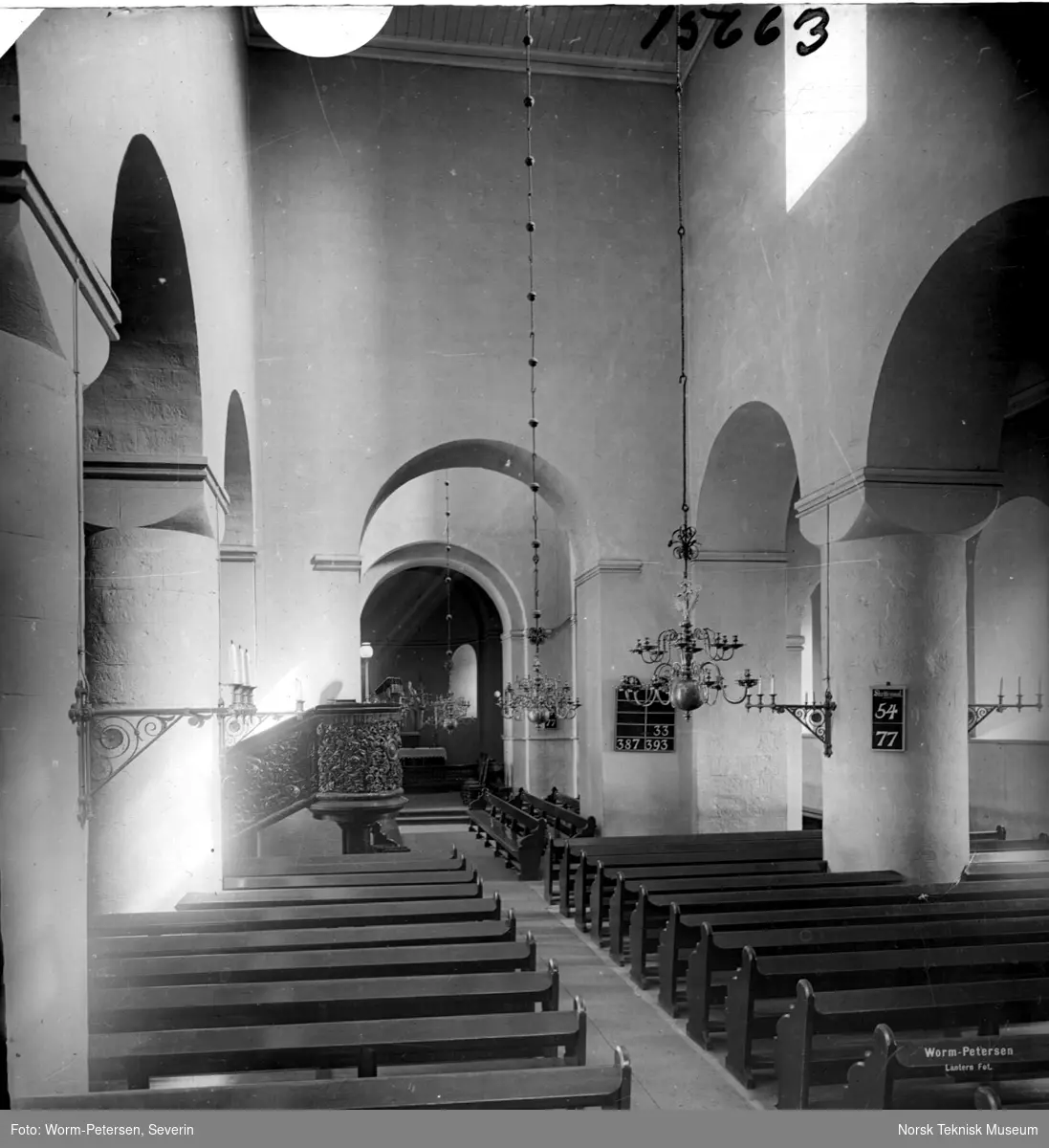 Gamle Aker kirke, interiør, Kristiania