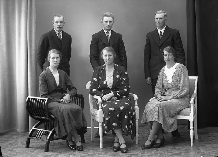"Persson, Fru Signe Tolleröd, Kode" enligt fotografens journal nr 6 1930-1943.