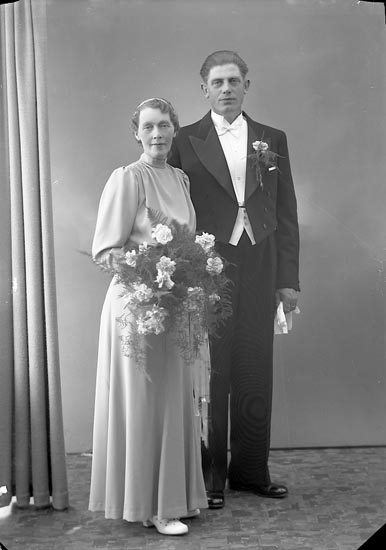 Enligt fotografens journal nr 6 1930-1943: "Johansson, Herr John Holm Här".