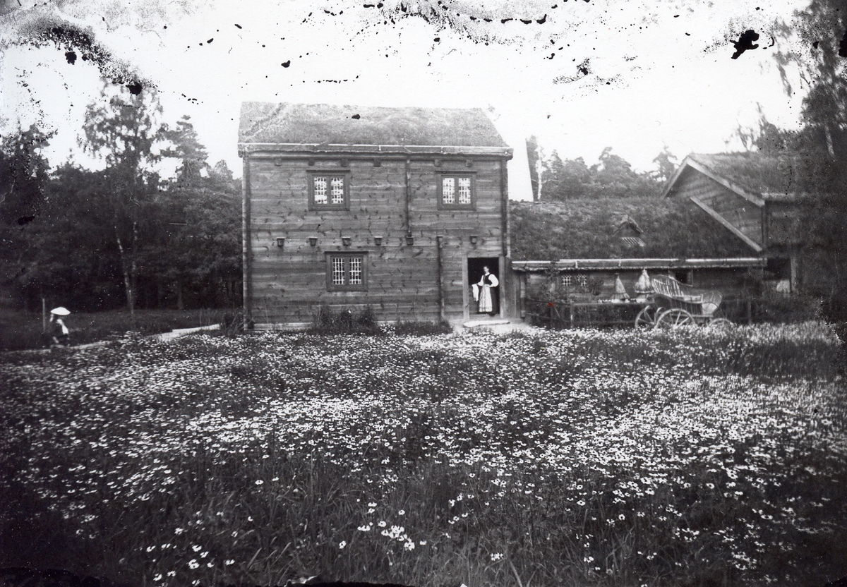 Gård, Kyrkhultsstugan, fanns uppsatt vid Skansens invigning 1891.