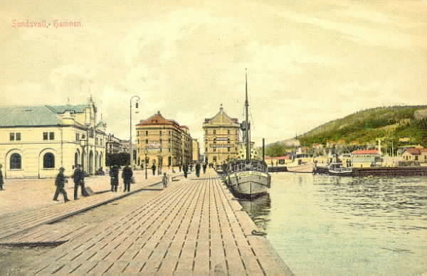 En serie vykort med motiv från  Sundsvalls hamn.