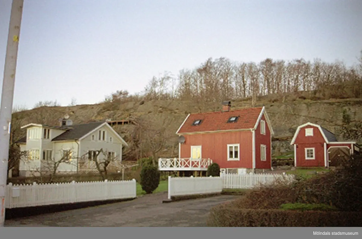 Byggnadsdokumentation år 2002 av Kikås 1:207.