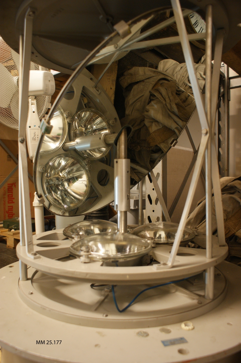 Fyrlins - Marinmuseum / DigitaltMuseum