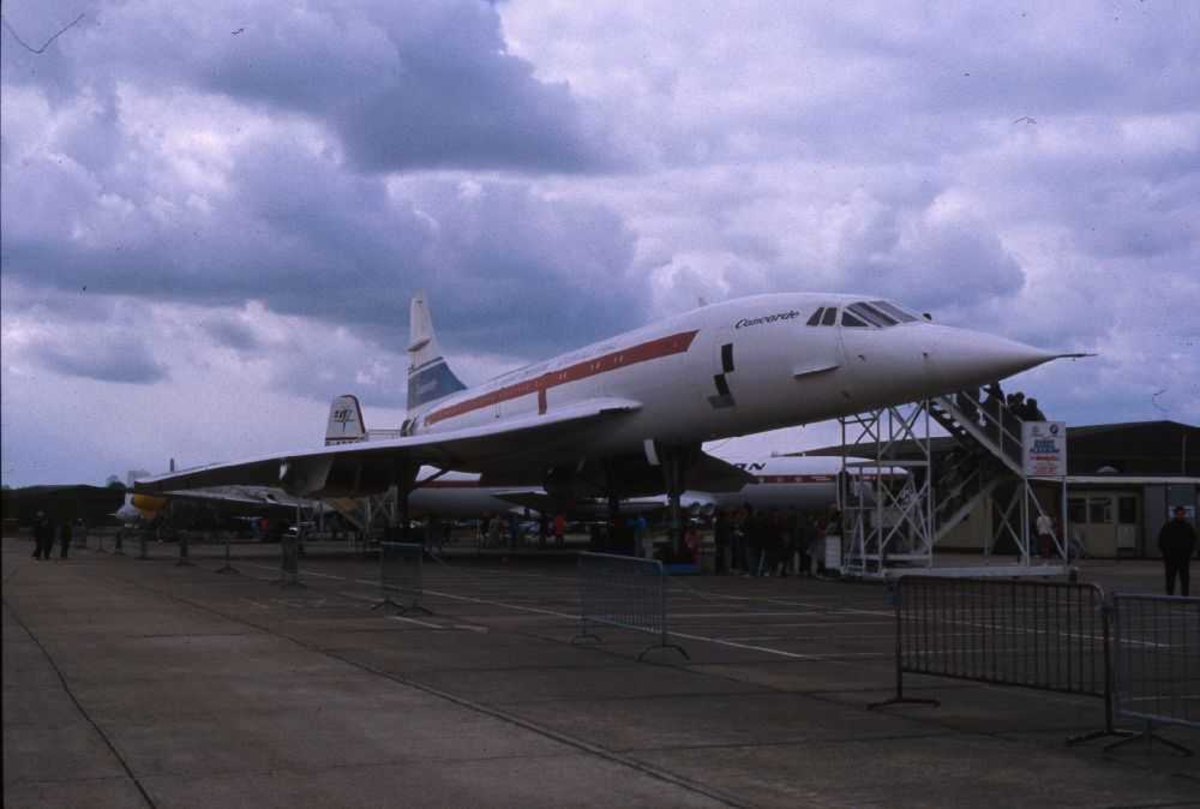 Ett fly på bakken, Concorde.