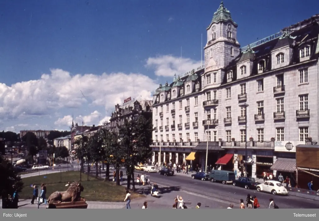 Oslo, Karl Johans gate, Grand Hotel