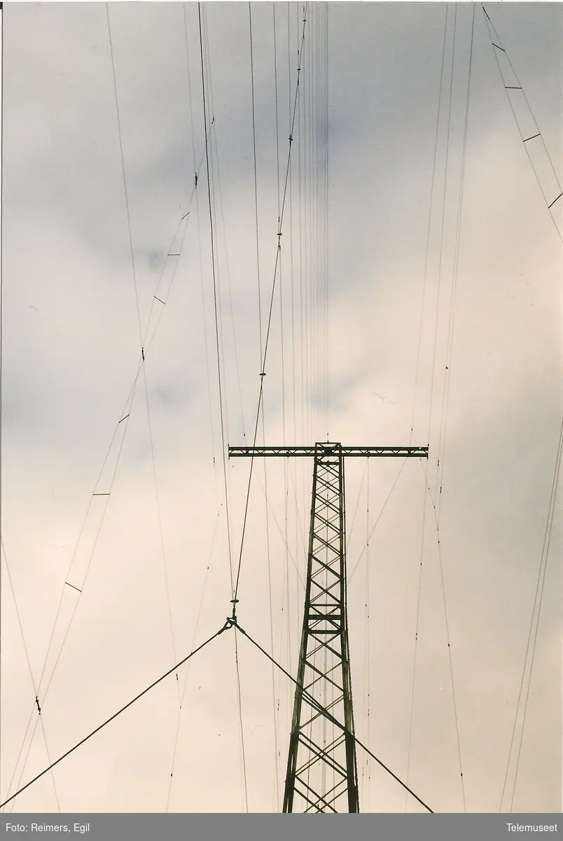 Senderstasjon Rogaland radio, Vigreskogen