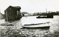 "Heimbrygga" i havna på Rørvik