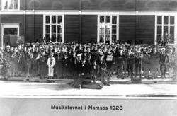 Musikkstevne i Namsos i 1928. Rørvik Musikk Forening i hvite