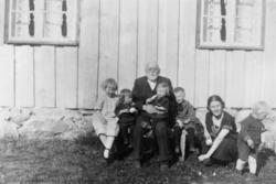 "Bestefars 80-årsdag" på Skei, Leka kommune