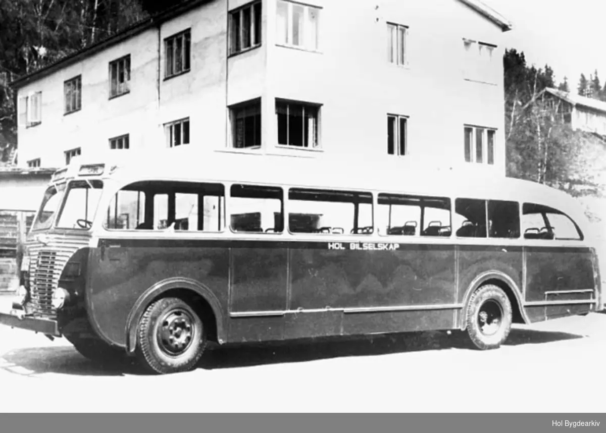 Buss, Hol Bilselskap, Ål Bilverkstad,                          