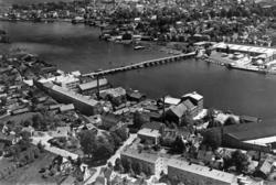 Fabrikkbilde, flyfoto av Porsgrunn Porselen
