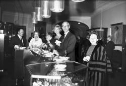 Nationaltheatret, interiør, publikumsfoajé, pause, servering