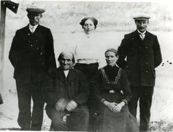 Jonas Dragland, Georg Nielsen Dragland, Kaja Dragland, Julia