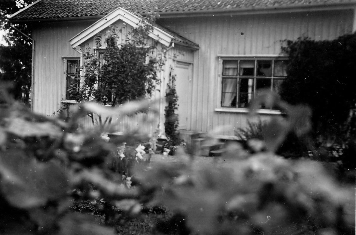 Starrkärr sn, Prästgården, Arrendatorbostaden 1956. Foto Vänersborgs museum neg nr 3259