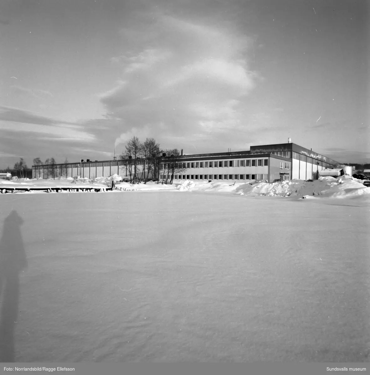 Gunnebo spikfabrik i Söråker, interiör och exteriör.