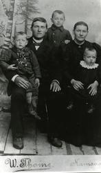 Bernhard, Kornelius, Edvin, Martha og Søren Brandtzæg