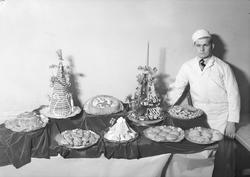 Svenneprøve hos Kringla konditori, Lysholmgården