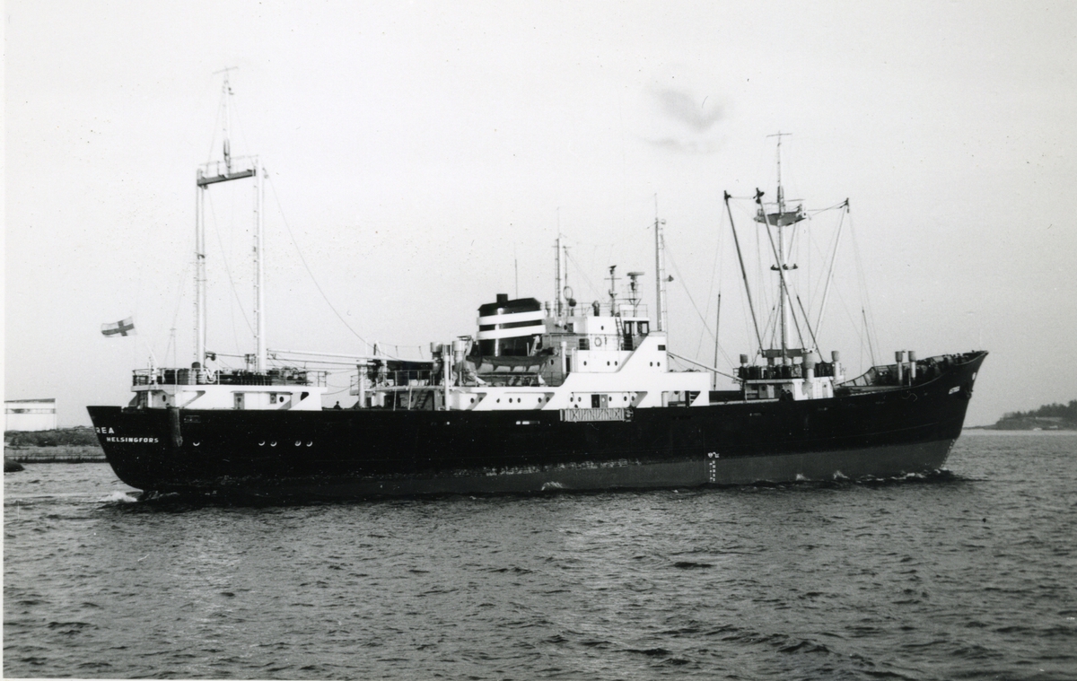 Ägare:/1956-73/: Finska Ångfartygs AB. Hemort: Helsingfors.