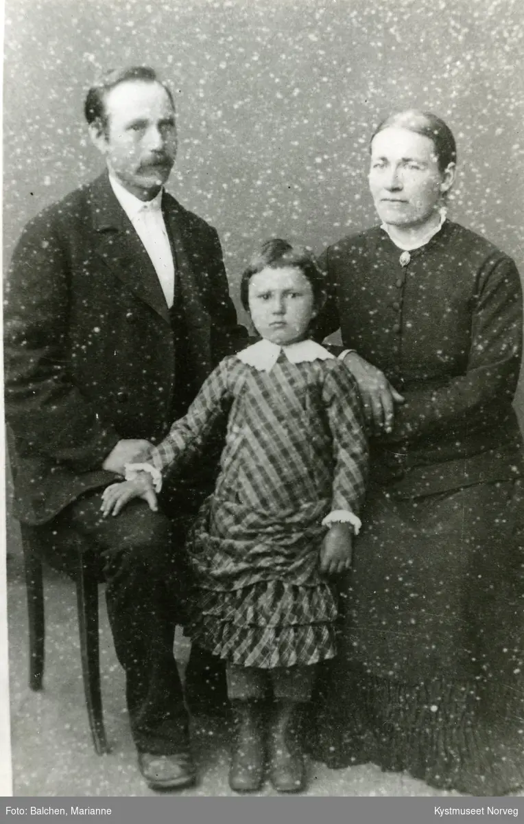 Carl, Oline og datteren Charlotte Strand