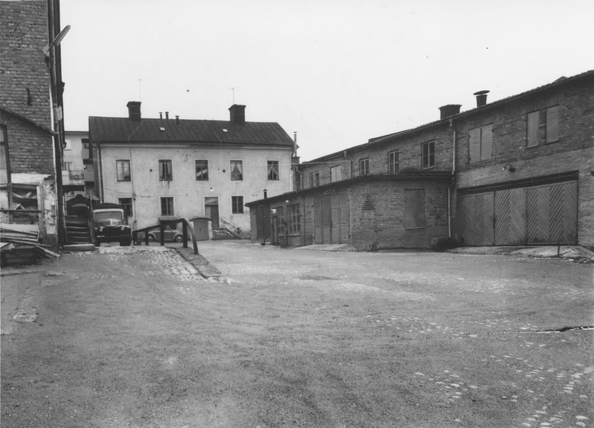 Enköping, kvarteret Bryggaren nr 2-4, Kungsgatan 7-9, A.-B. Enköpings Ångbryggeri, gårdssidan, mot nordväst