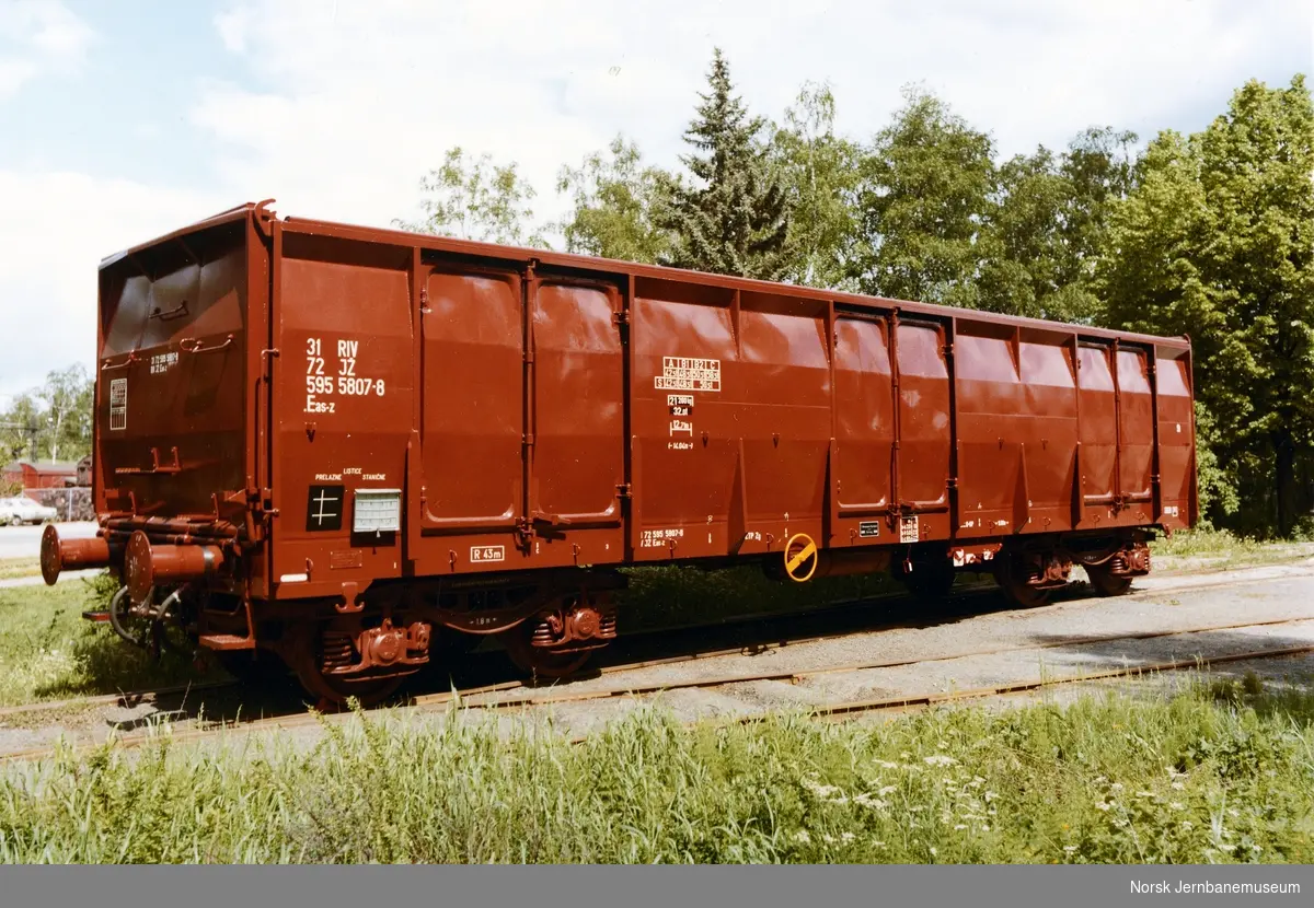 Kassevogn til de jugoslaviske statsbaner, litra Eas-z nr. 595 5807 ved levering fra Strømmens Værksted
