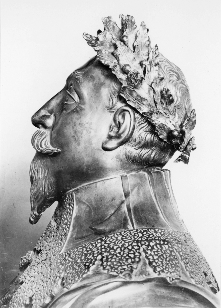 Bronsbyst utförd 1632 av Georg Petel, nu i Nationalmuseum, Stockholm.
