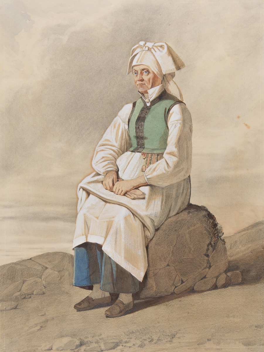 Kvinna från Gärds härad i dräkt,  sittande på en sten, 1800-talets första hälft. Akvarellerad blyertstekning  i storformat av Otto Wallgren.