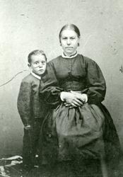 Ukjent kvinne og gutt