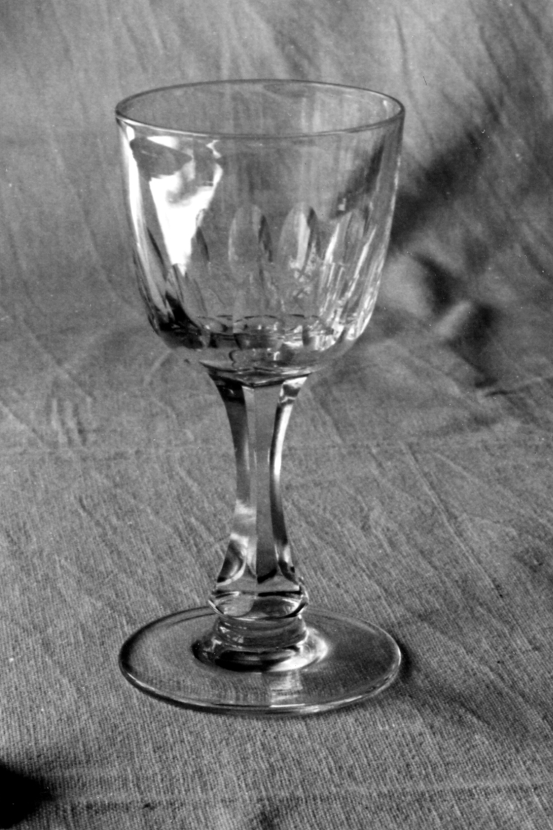 Form: Stetteglass
