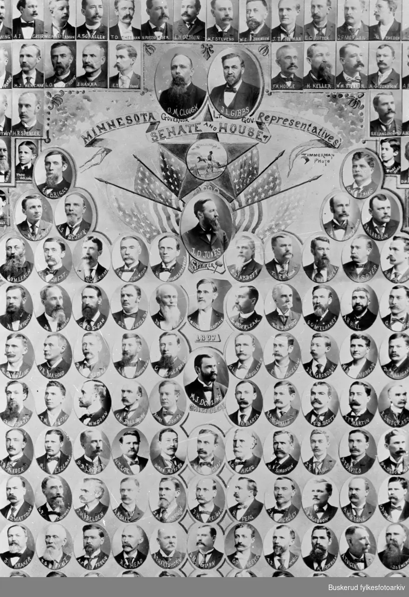 Minnesota, USA
Minnesota representasjons Senat and house 1897.
Hans Simonsen nr. 10 fra venstre