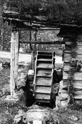 Stampe fra Jøssvoll, Stordalen, Sunnmøre, før flytting til N