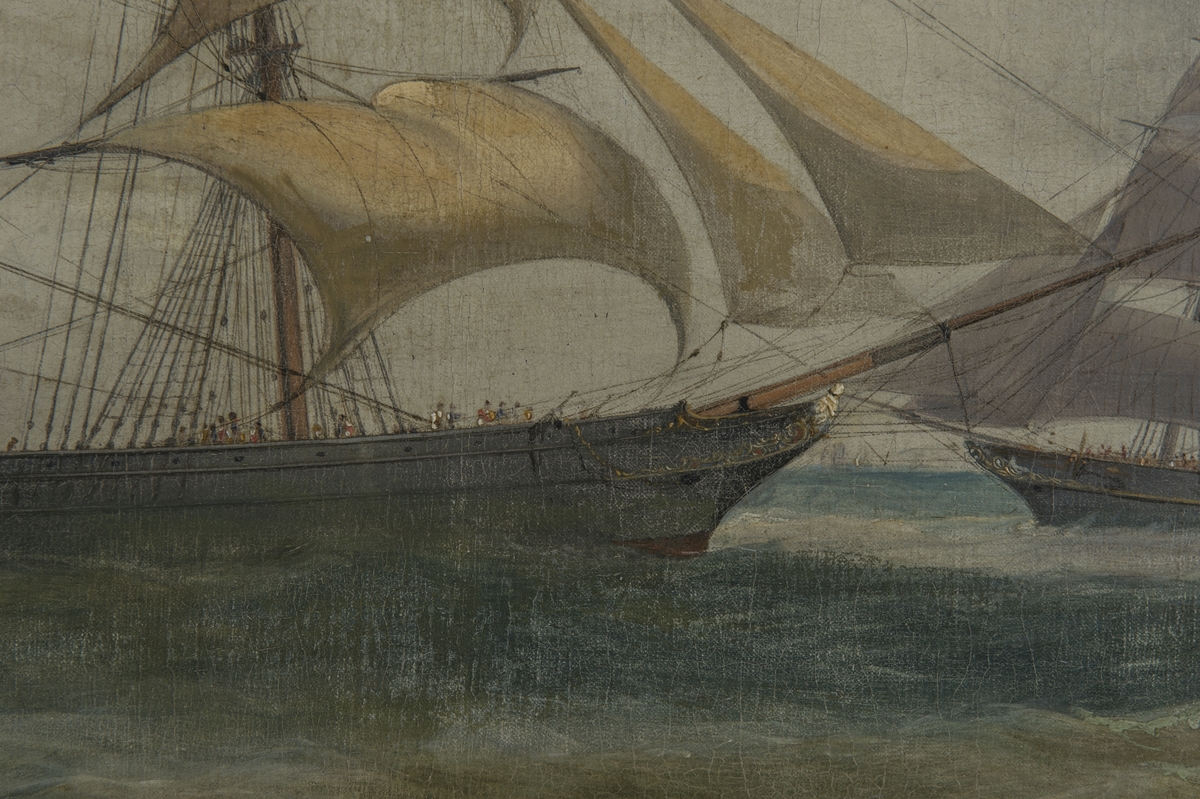 Fartyg ur W.S. Lindsay & C:o handelsflotta, målad ca 1854-55. Ångfartyg med hjälpsegel omgivet av 10 segelfartyg, namngivna i ramtext. Till höger ankarboj. Målningen beställd av köpmannen och redaren William Schaw Lindsay. 
Förgylld ornerad ram. Duk i kilram. Osignerad.