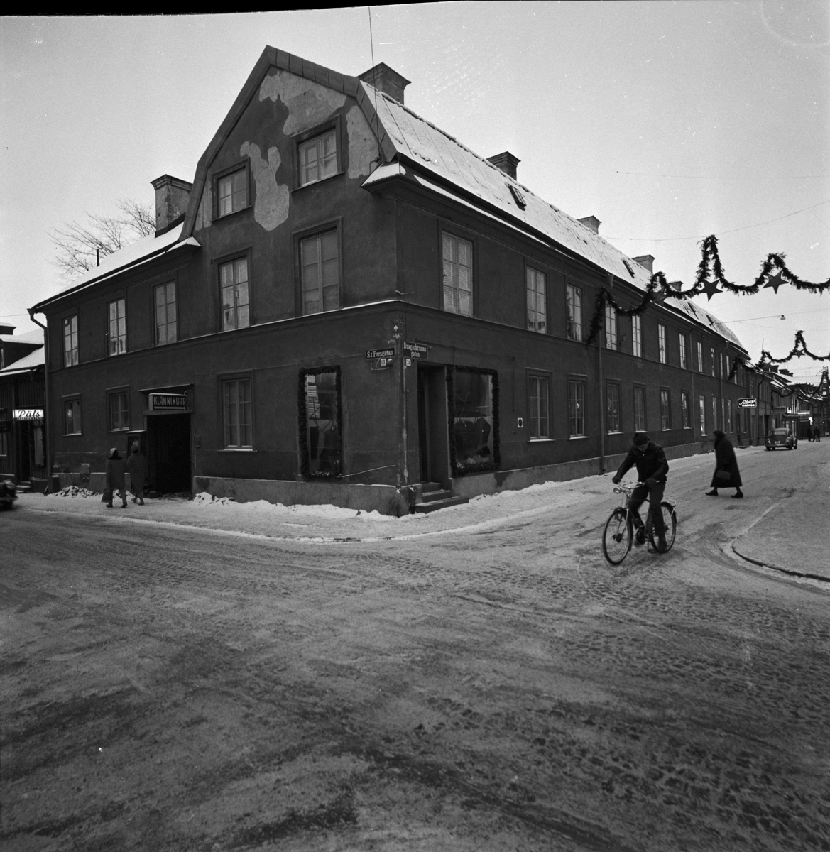 Studentliv, gamla studentbostäder, S:t Persgatan - Dragarbrunnsgatan, kvarteret Svalan, Uppsala 1959