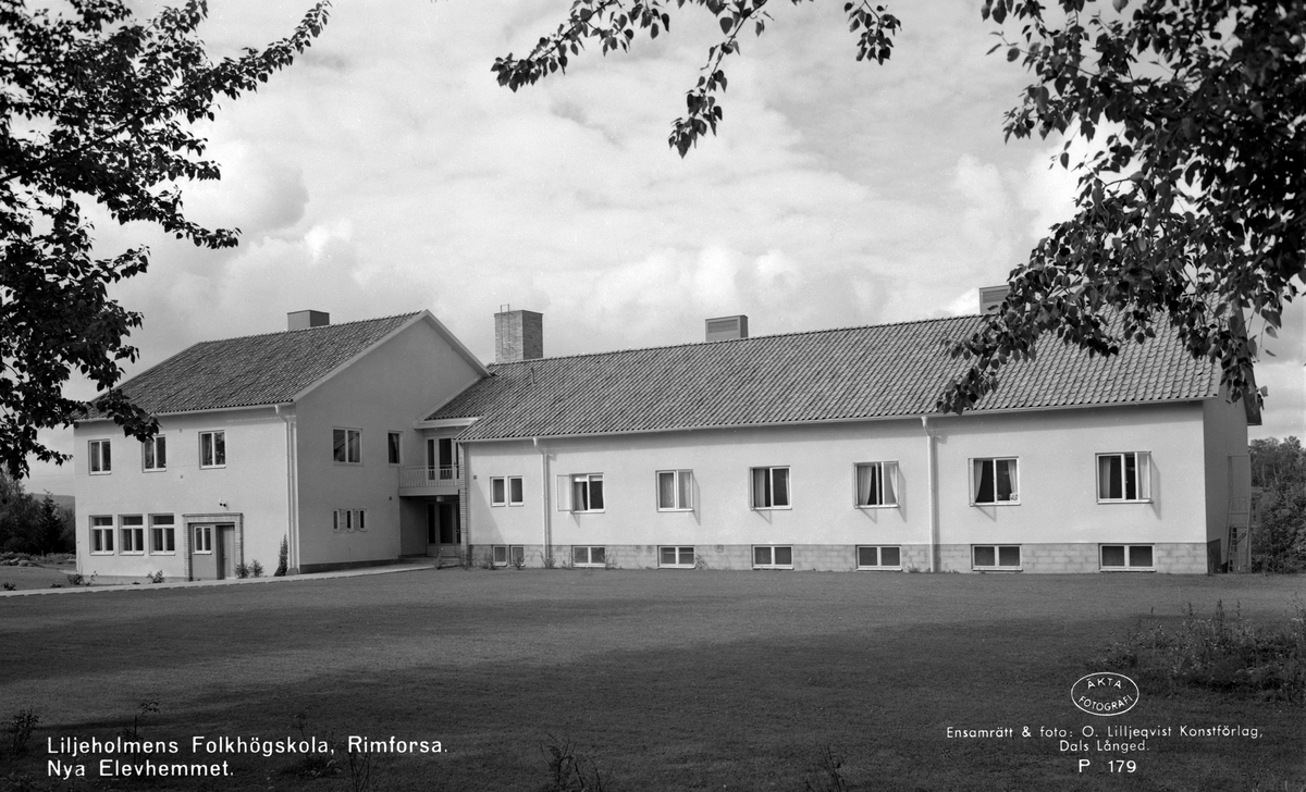 Motiv från Liljeholmens folkhögskola i Rimforsa. Bilden visar det vid tiden nya elevhemmet.